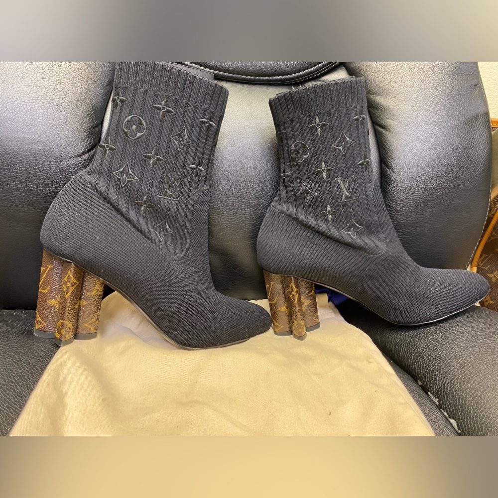 Louis Vuitton SILHOUETTE ANKLE BOOT